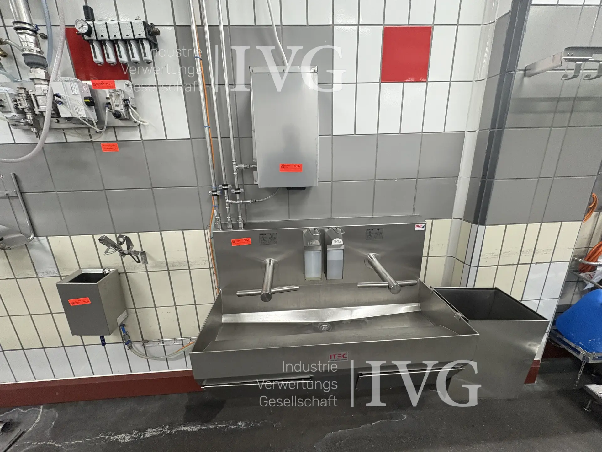 Doppel-Handwaschbecken ITEC